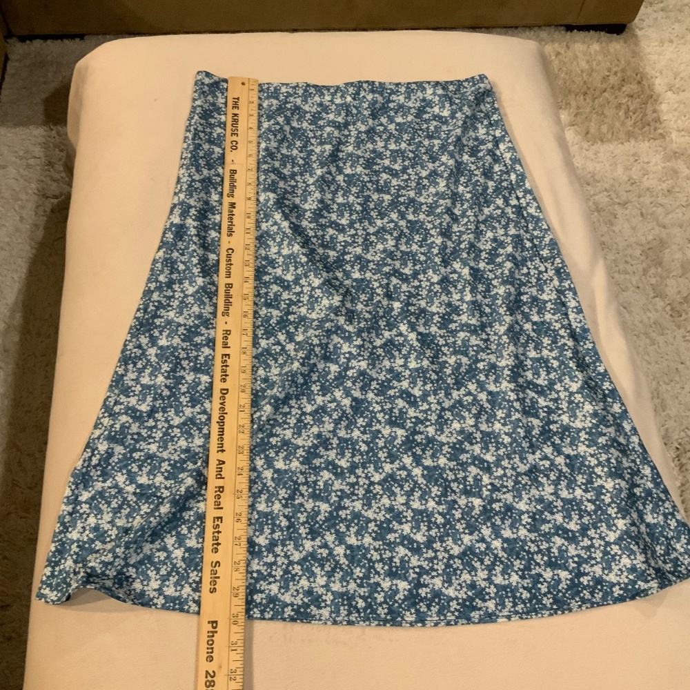 Loft Blue White L Floral Skirt Pull on Elastic Waist Scandi Girl Normcore - Picture 5 of 8